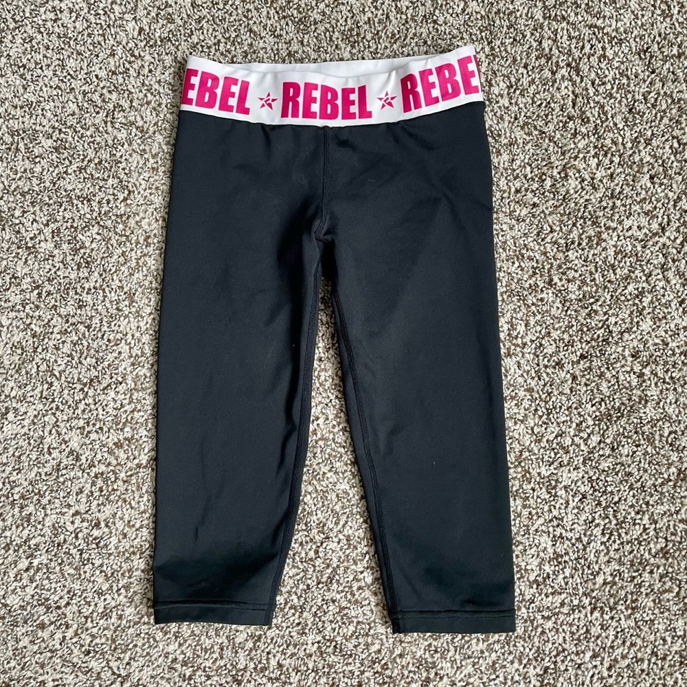 Girls Rebel athletic capri leggings